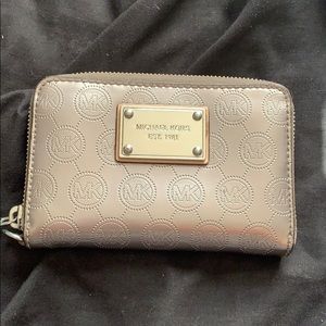 Michael Kors wristlet